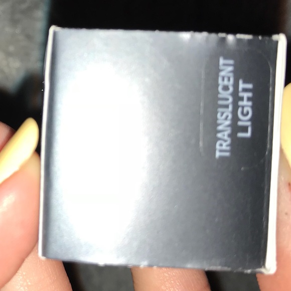 Cover | FX Translucent Light Setting Powder mini - Picture 4 of 4